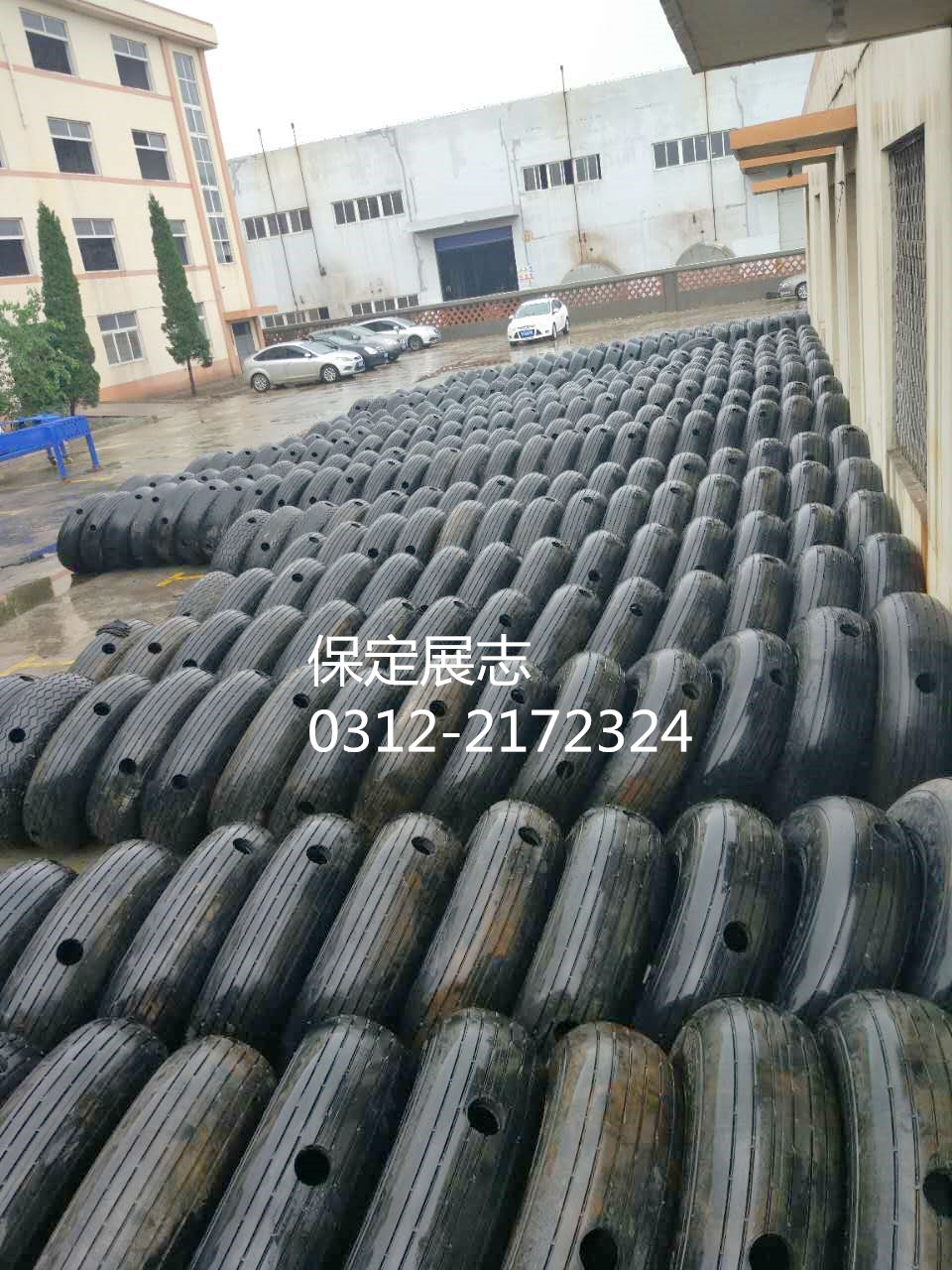 加工打孔飞机轮胎